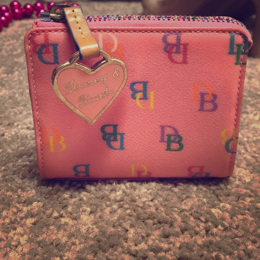 ❤️ [Send Offers] 🛍❤️Dooney and Bourke Wallet